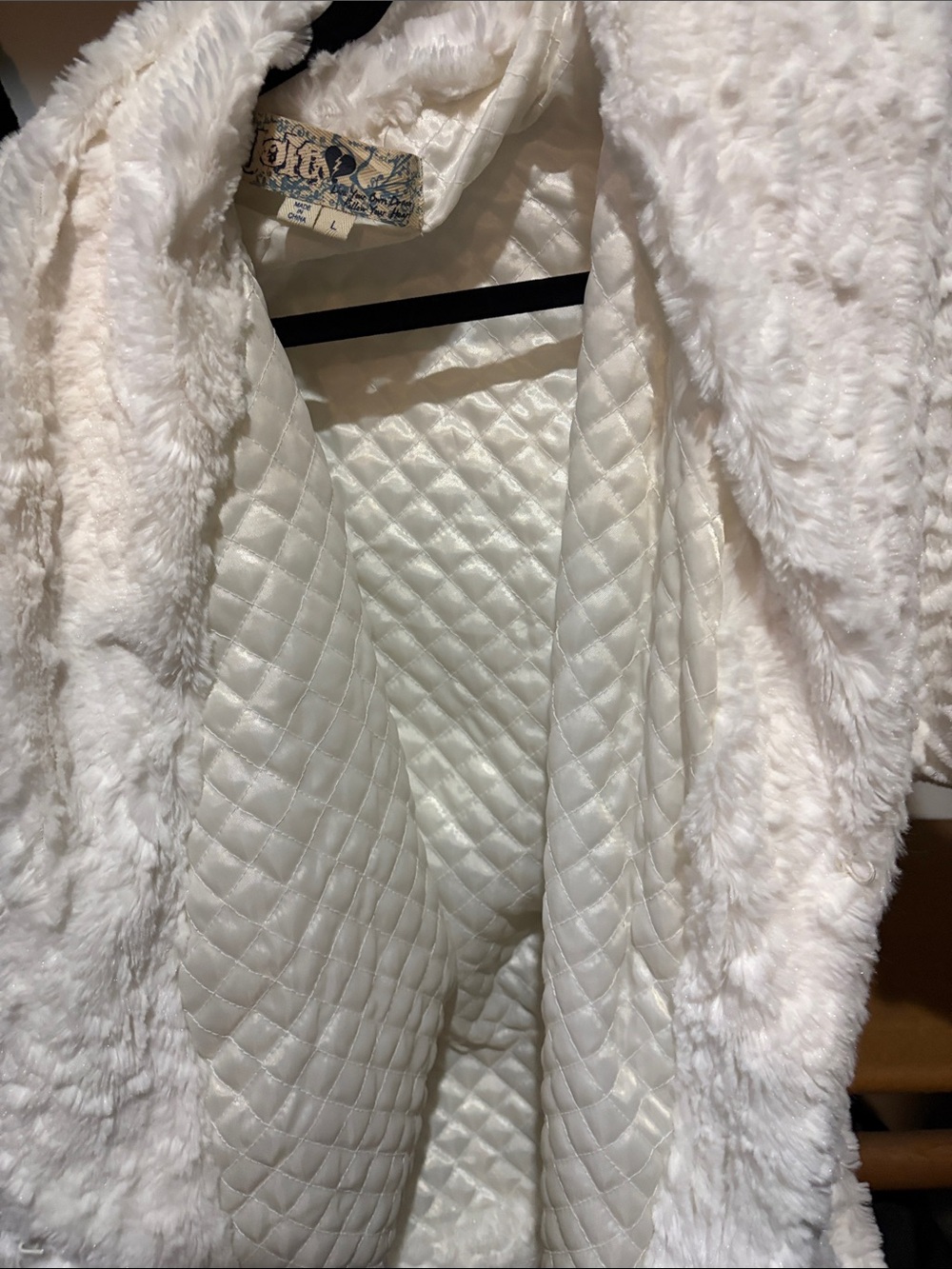 White Faux Fur Shawl Collar Jacket - Women like black jacket. Jolt size large - Picture 8 of 15